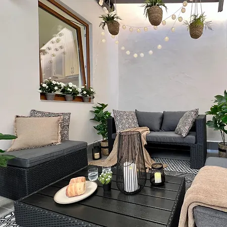 Celetna Apartment *