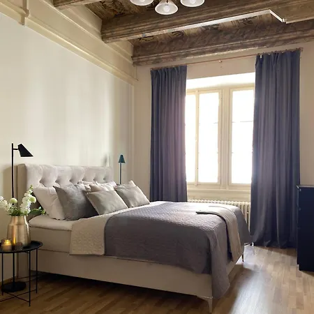 Celetna Apartment *