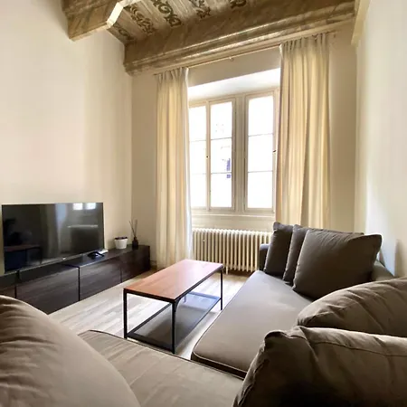 Celetna Apartment *