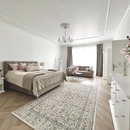 Celetna Apartment Prague